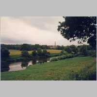 111-1466 Wehlau 1997, Blick auf Papierfabrik, im Hintergrund Allenberg.jpg